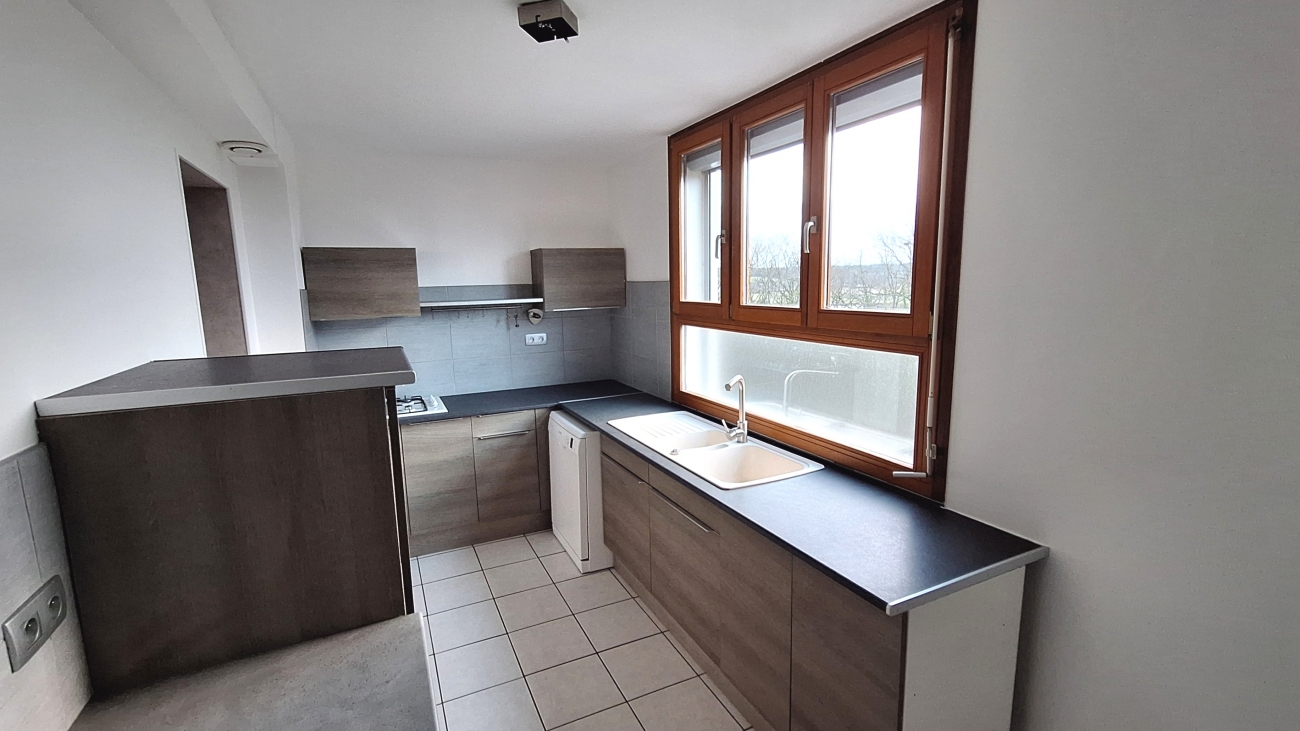 APPARTEMENT TYPE 4 AVEC LOGGIA