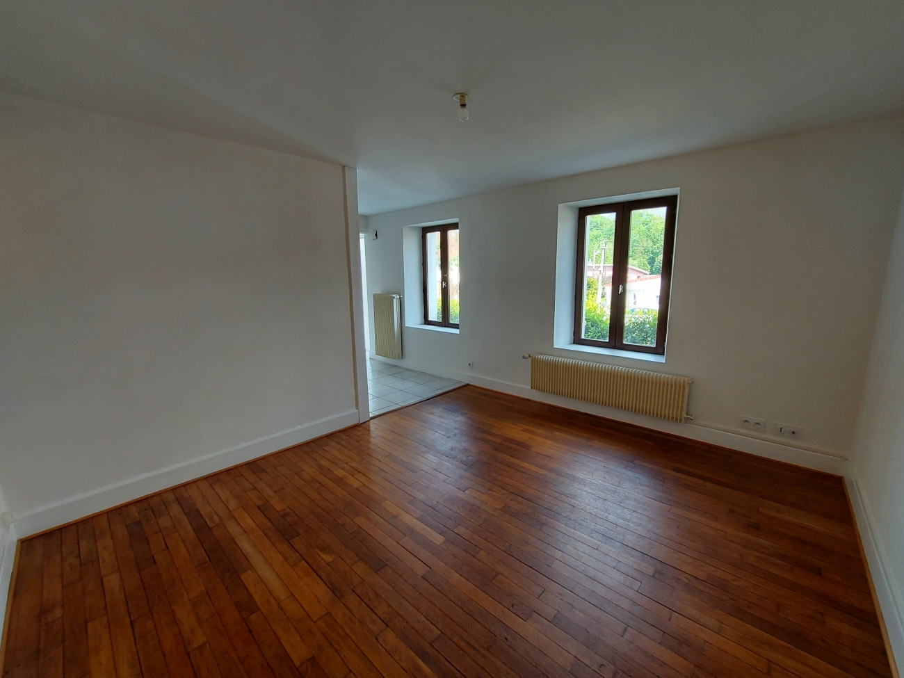 MAISON F2 BIS RUE DE REMIREMONT