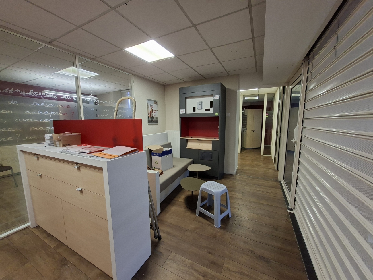 LOCAL COMMERCIAL/ PROFESSIONNEL A THAON LES VOSGES